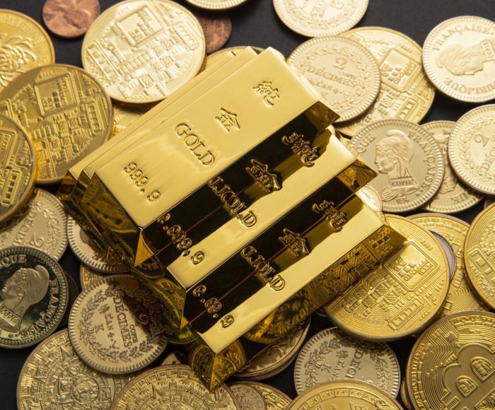closeup-shot-pile-shiny-gold-coins-bars_181624-60854 closeup-shot-pile-shiny-gold-coins-bars_181624-60854
